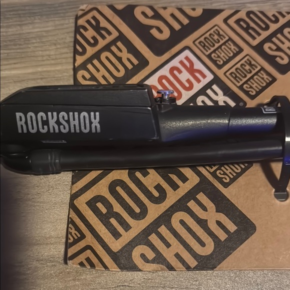 Rockshox unisex’s high pressure Fork and shock pump black - Picture 1 of 5